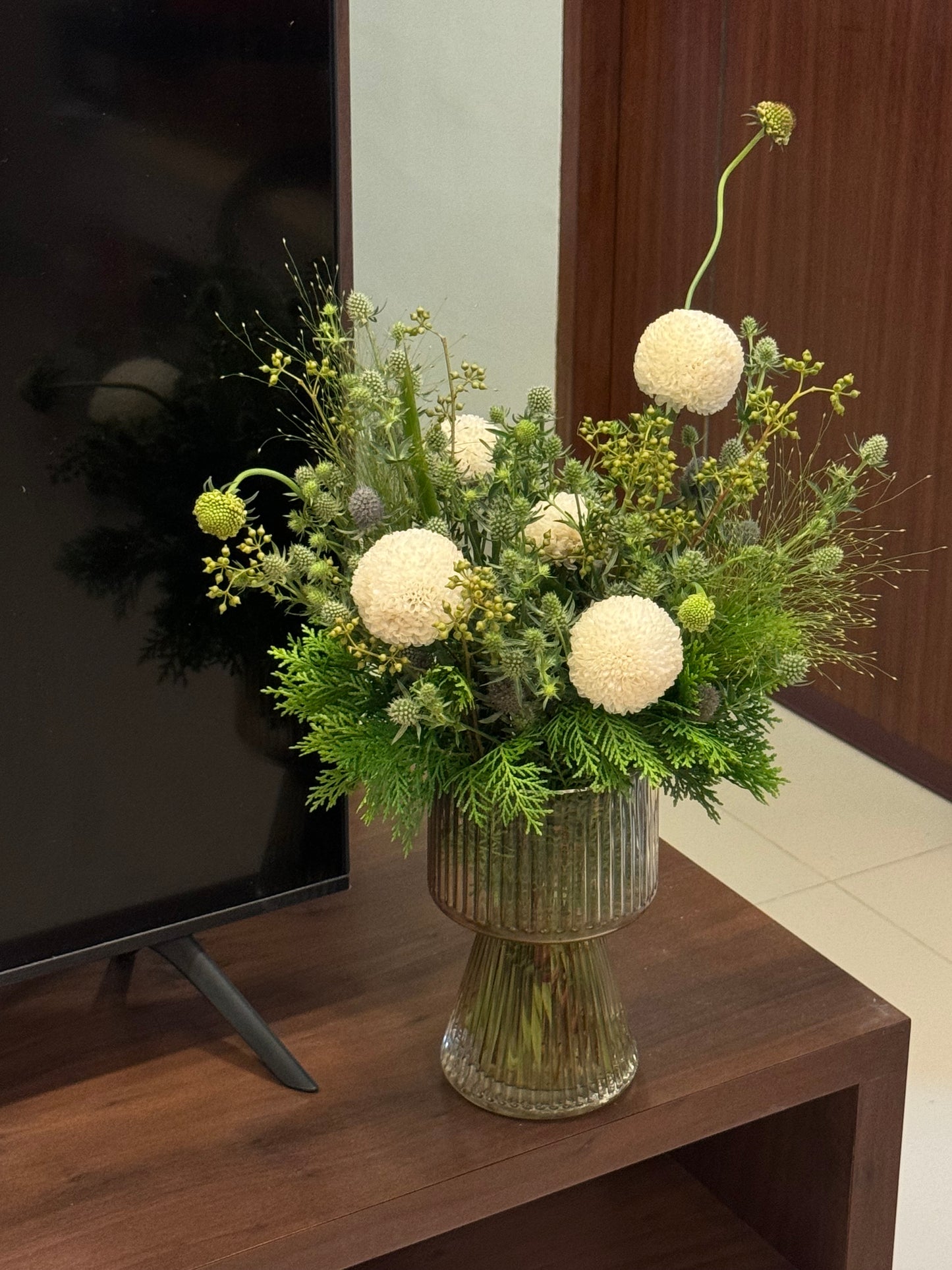 Hikari Mist Fresh Flower Vase Arrangement
