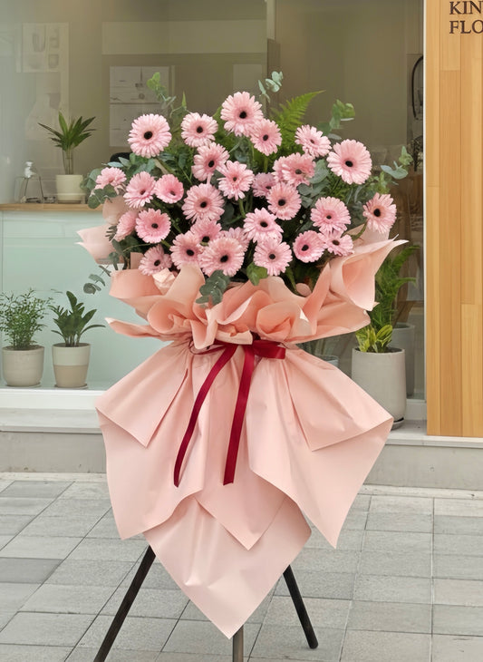 Classic Opening Flower Stand