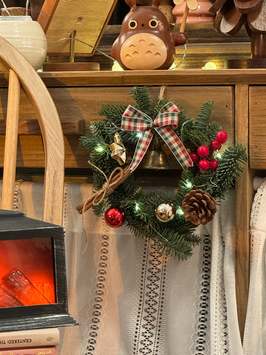 Christmas Wreath (Fresh, Imported from Holland)